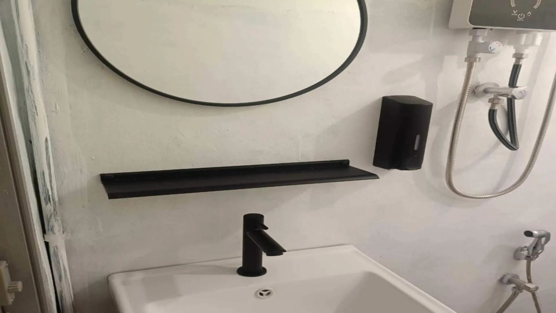 Oyo 91085 J Stay Guesthouse Jelutong Malaysia
